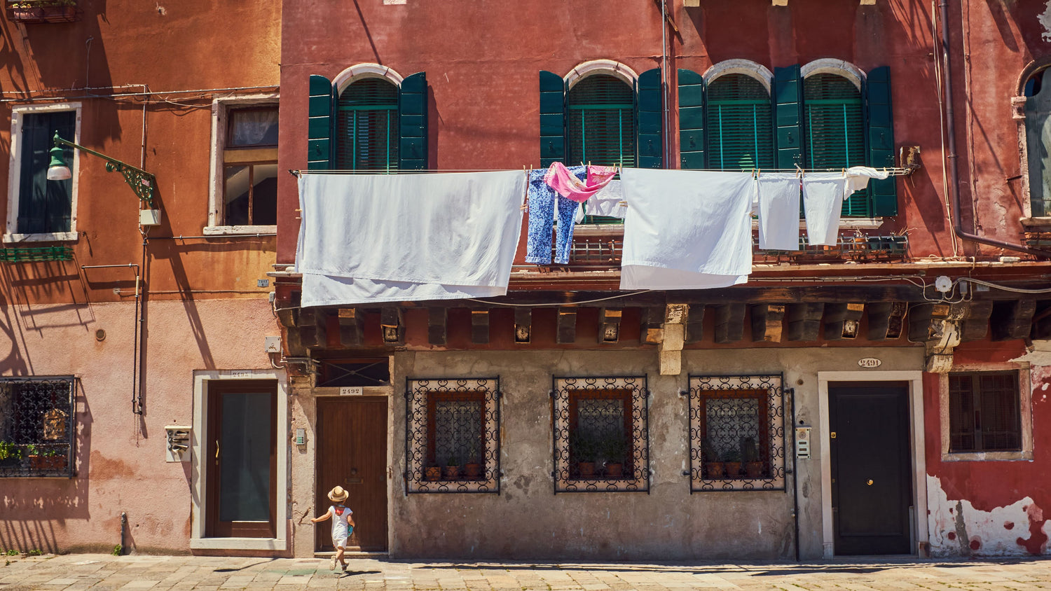 Scenic photo of Venice Italy with outdoor laundry