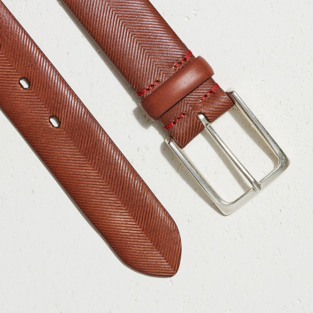 Second closeup of Brenta Italian Leather Sorrento Belt in Amaro