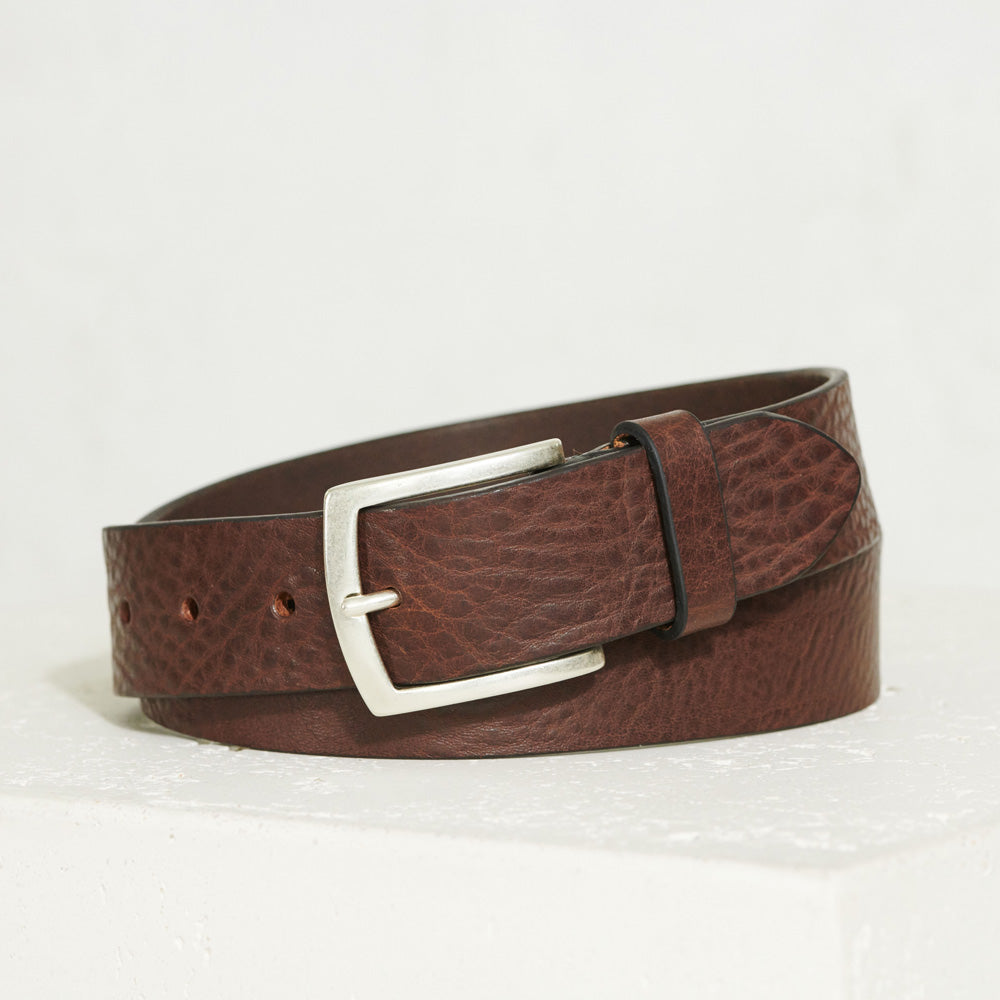 Closeup of Brenta Italian Leather Classica Belt in Hickory with Black Edges