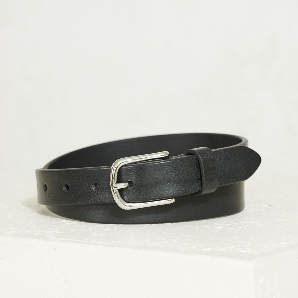 Closeup of Brenta Italian Leather Giardino Belt in Black